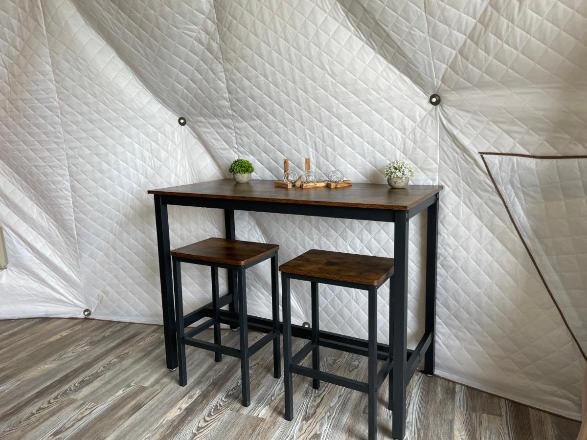 Canyon Rim Domes - A Luxury Glamping Experience!! 蒙蒂塞洛 外观 照片